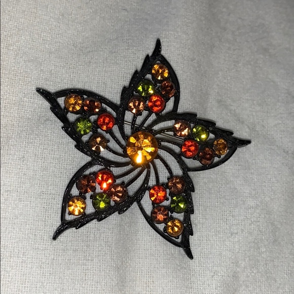 Vintage Retro Leaf w/Orange, Green & Gold Crystals - Picture 4 of 7